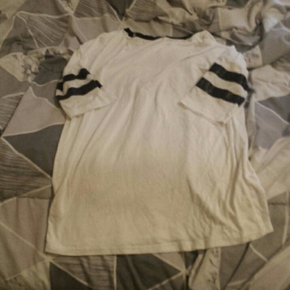 Shirt - Picture 2 of 2